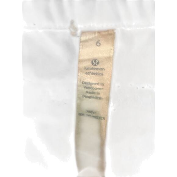 Lululemon Women Athletic Black Shorts     6 - Picture 7 of 7